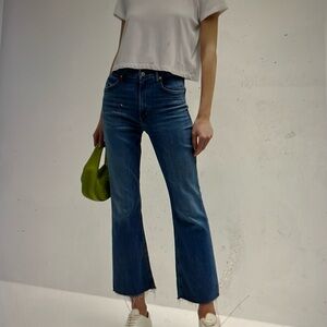 Citizens of Humanity Isola cropped bootcut jeans w/raw hem size 29